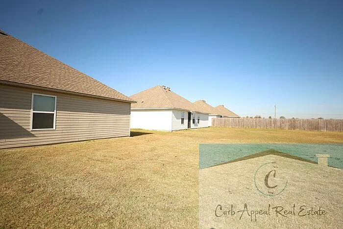 3718 Churchill Dr — Photo 4