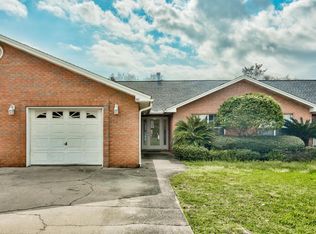 707 Forest St, Destin, FL 32541