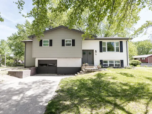 38 Camrose Grn, Maryville, IL 62062