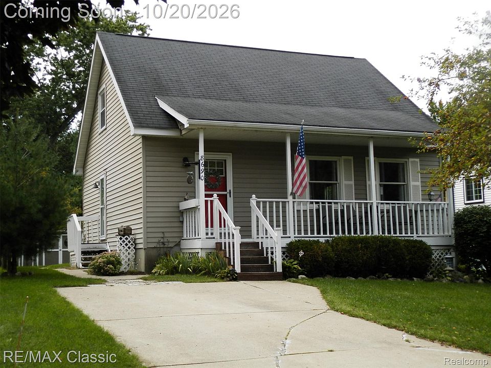 1st image of 8690 Country Club Dr