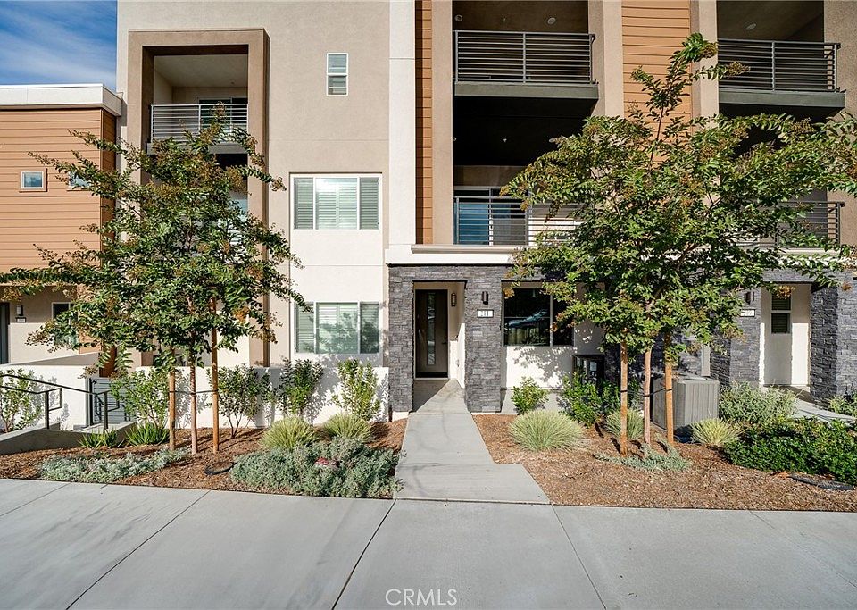 1st image of 211 Baluster