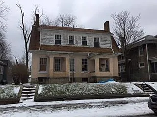 231 NW 6th St photo 1