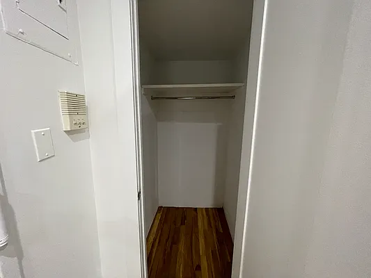 Rented by Compass | media 32