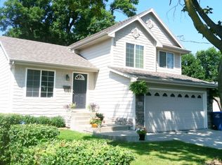 2612 45th St, Des Moines, IA 50310