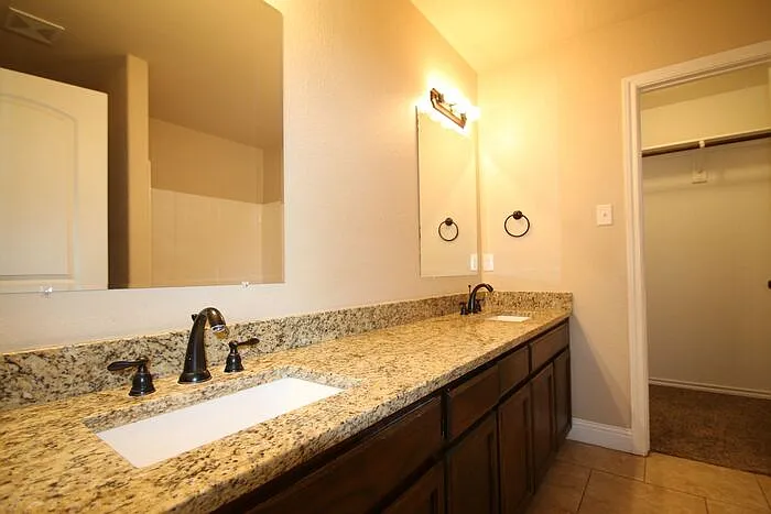 131 Sunburst Ct — Photo 10
