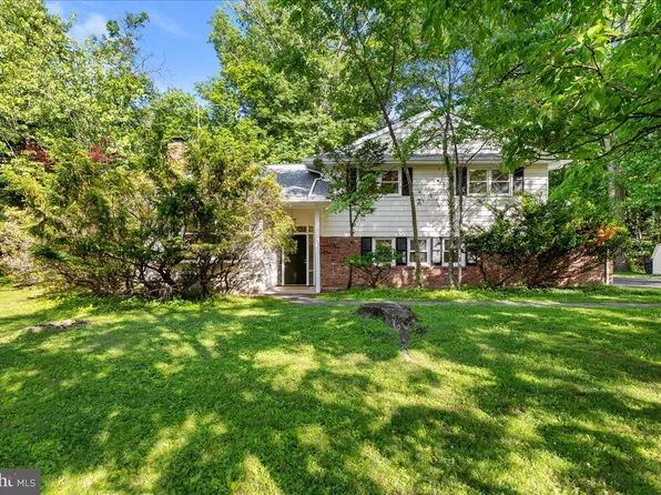 72 Mason Dr, Princeton, NJ 08540