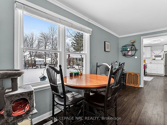 5th image of 243 Derby Rd