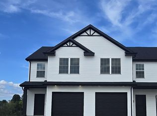 3301 Stoneway Ct, Champaign, IL