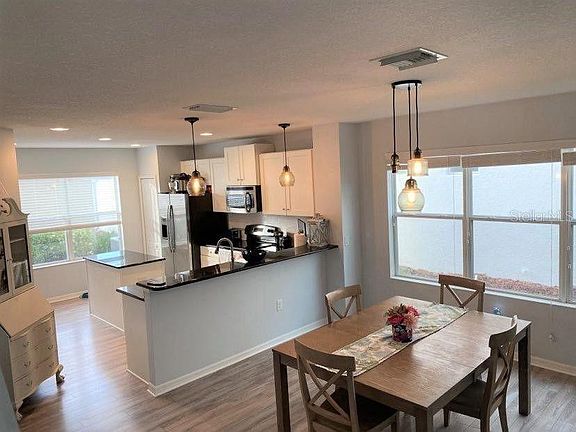 5th image of 12528 Shimmering Oak Cir