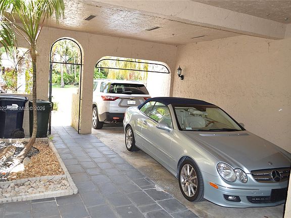 4th image of 3932 Estepona Ave #7D5