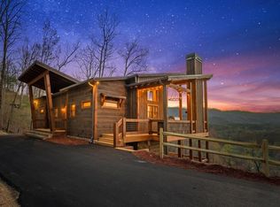 256 High Ridge Rd W, Blue Ridge, GA 30513