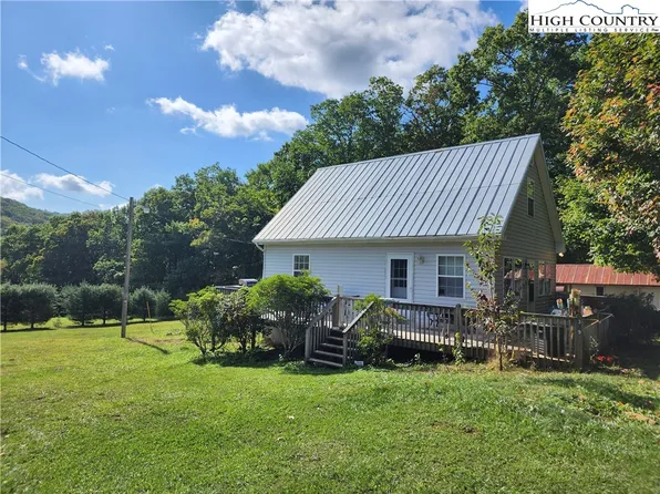 369 Ransey Woodring Road, Todd, NC 28684