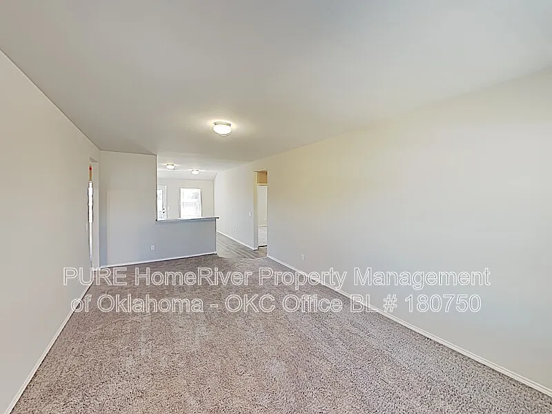 4 bed, 2.0 bath, 1713 sqft, $1,715 — Photo 2