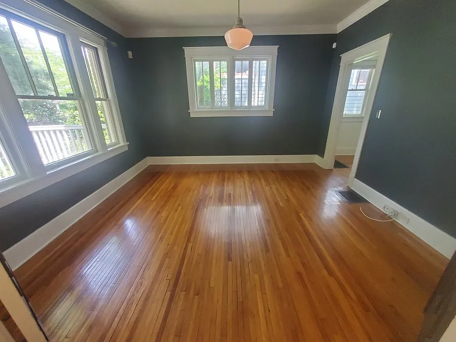 3 bed, 2.0 bath, 1835 sqft, $3,200 — Photo 3