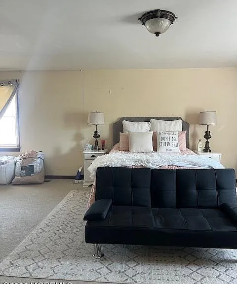 319 Roosevelt Ave — Photo 9