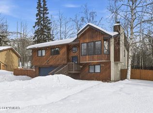9621 Nizki Cir, Eagle River, AK 99577