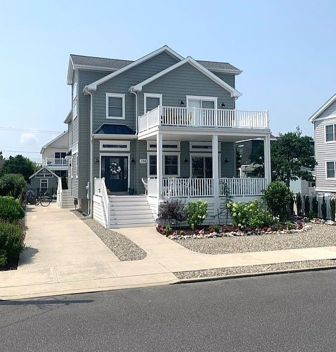         176 12th St., Avalon