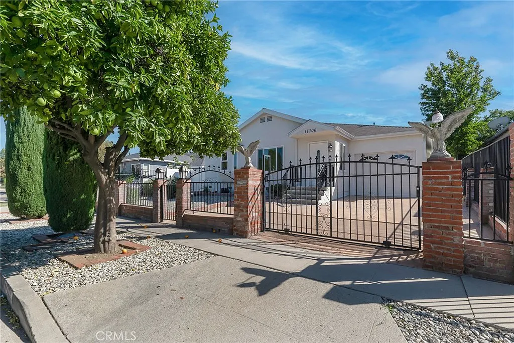3 bed, 1710 sqft, $6,000 — Photo 1