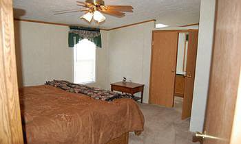 4th image of 4746 Skyline Dr #68