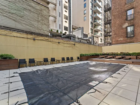 133 West 22nd Street 5J image 10 of 11