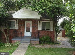 611 Buckingham Dr, Silver Spring, MD 20901