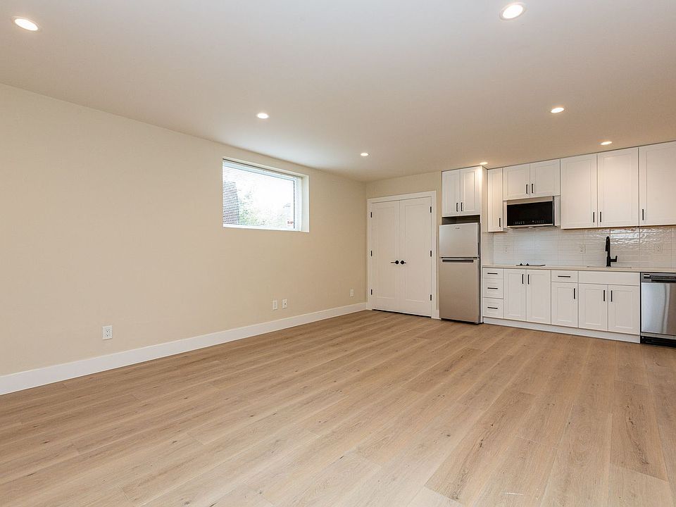 1st image of 305 Bocana St #E