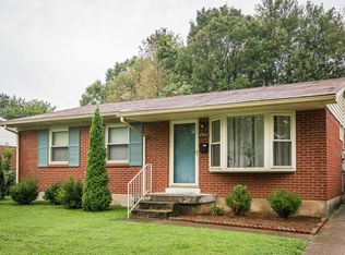 8902 Bluebell Dr, Louisville, KY