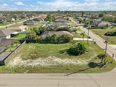 711 NE 2nd Ave, Cape Coral, FL, 33909