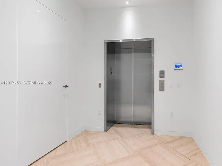 5 Grove Isle Dr #S401 — Photo 41