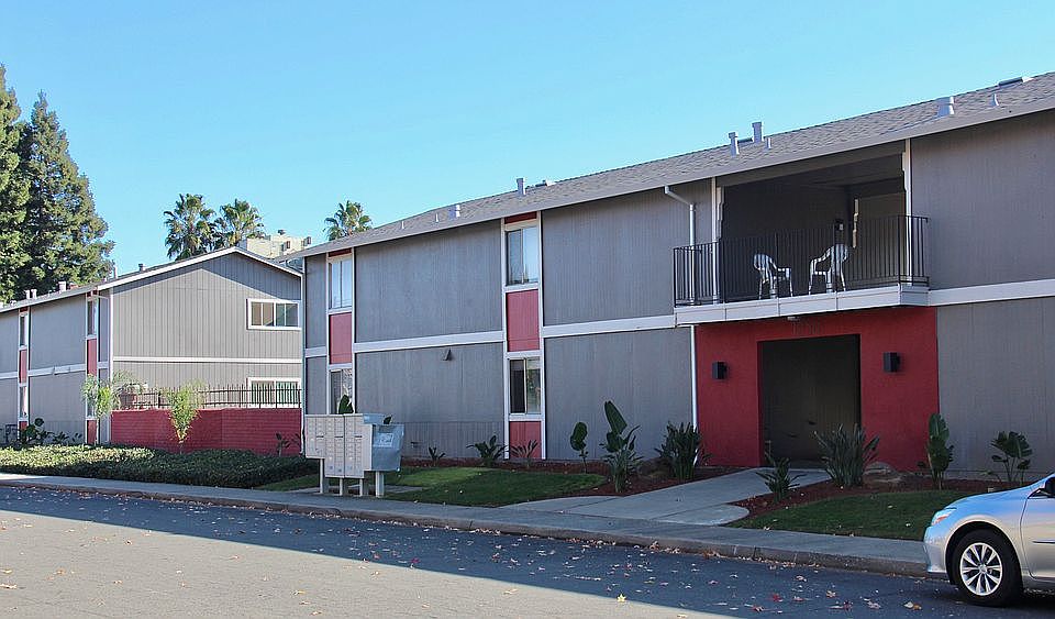 1st image of 1210 Kenny Dr APT 14