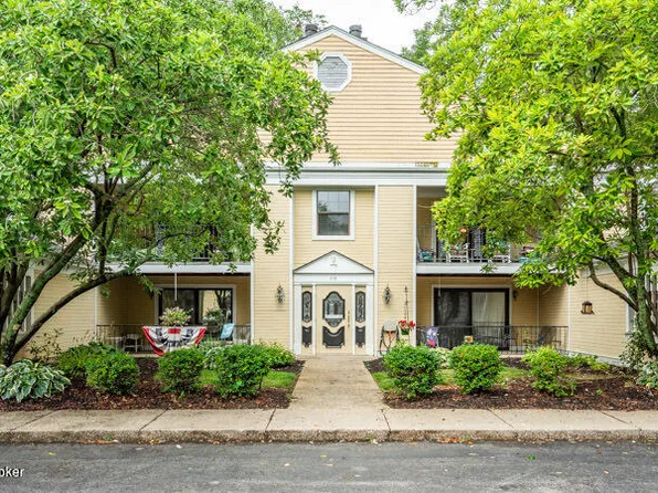 816 Washburn Ave APT 14, Louisville, KY 40222