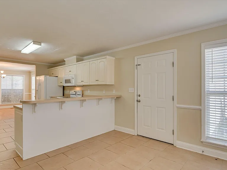 929 Sawbuck Way — Photo 13