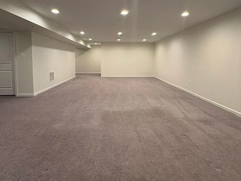 22110 Fulmer Ave — Photo 36