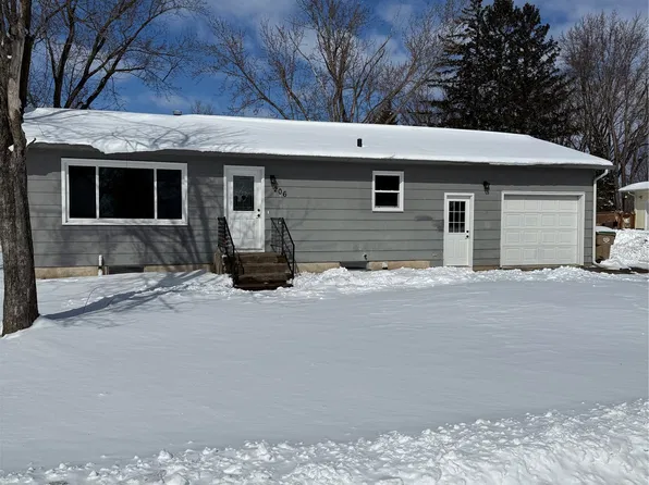 206 3rd Avenue, Chippewa Falls, WI 54729