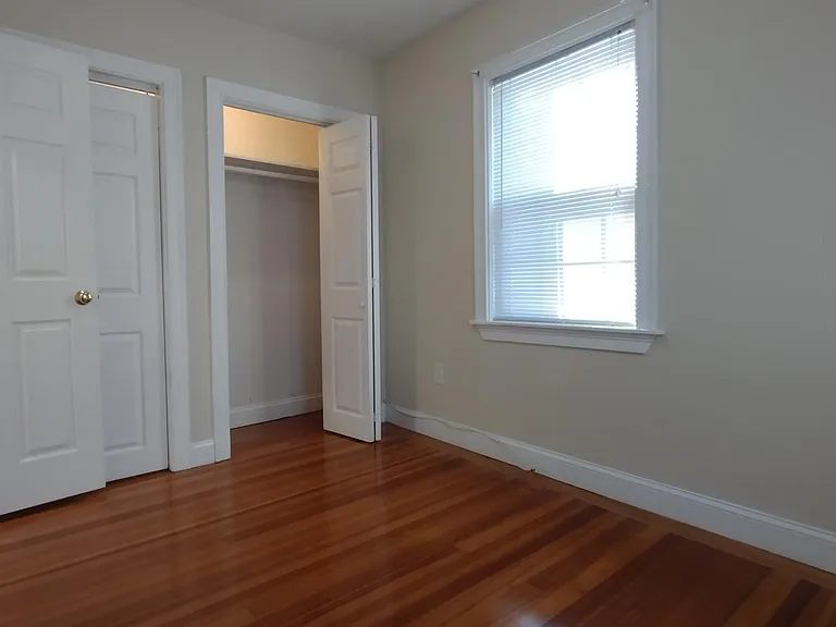 62 Washington St — Photo 13