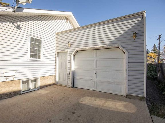 3rd image of 5515 W 45th Ave