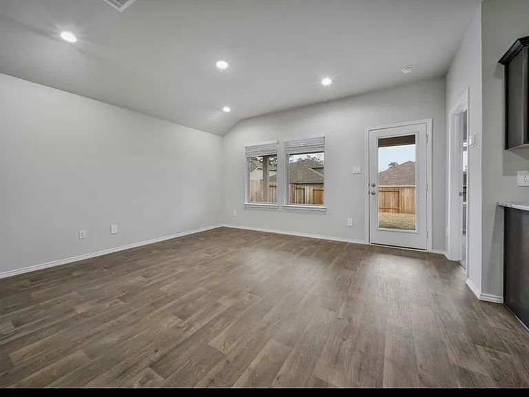 40643 Creekside Bluff Trl — Photo 4