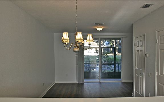 5th image of 1141 Pepperdine Ln