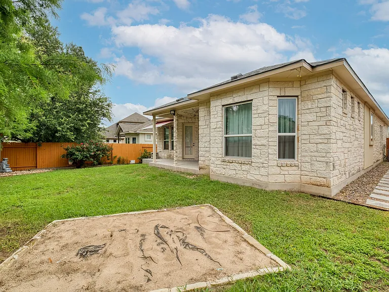 14921 Iveans Way — Photo 30