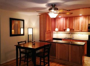 4 Hallmark Gdns APT 1, Burlington, MA 01803