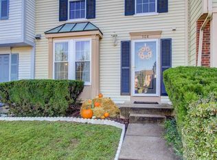 508 Palmspring Dr, Gaithersburg, MD 20878