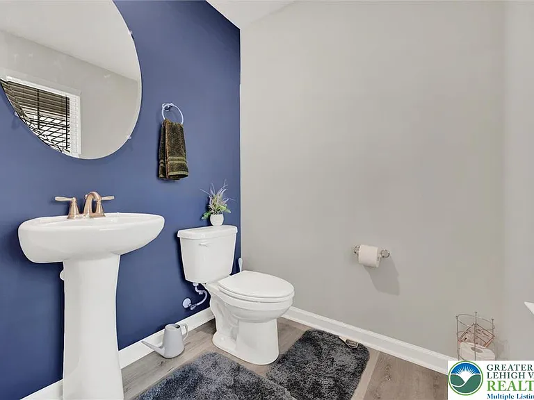 264 Winding Rd — Photo 12