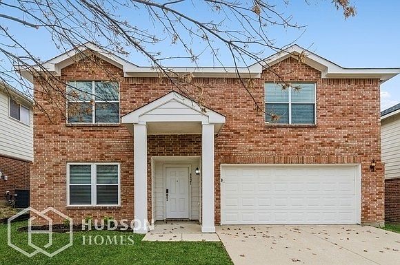 1st image of 4821 Leaf Hollow Dr