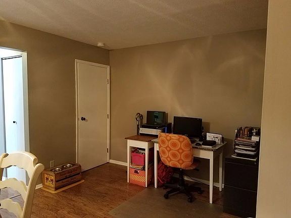 5th image of 4946 Columbia Cir #27-127