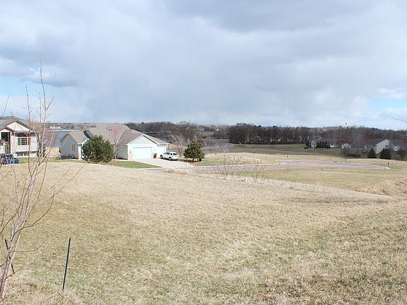 5th image of 156 Shoreview Dr