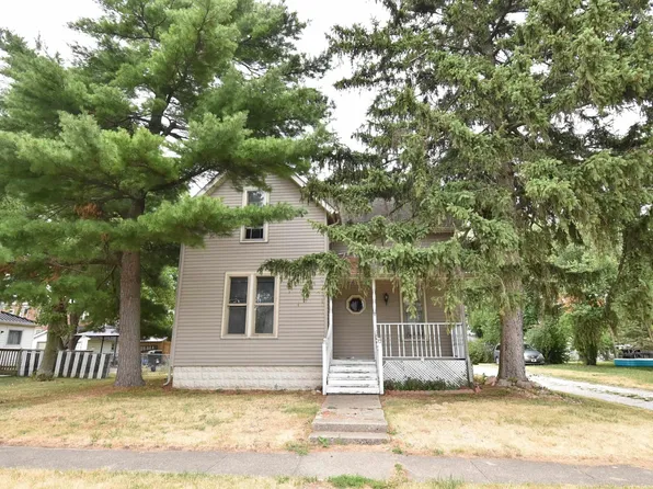 209 N Clinton St, Boswell, IN 47921