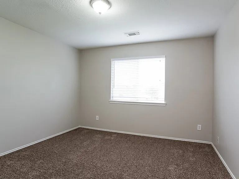 21831 Westfield Ridge Dr — Photo 12