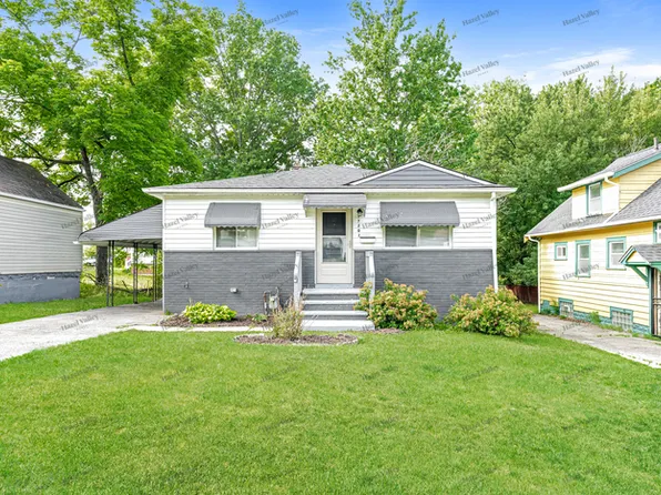 17202 Lipton Ave, Cleveland, OH 44128
