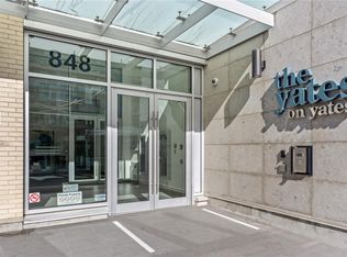 848 Yates St #309, Victoria, BC V8W0G2