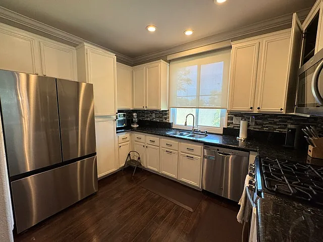 3319 E Rosedale Ln #A — Photo 13